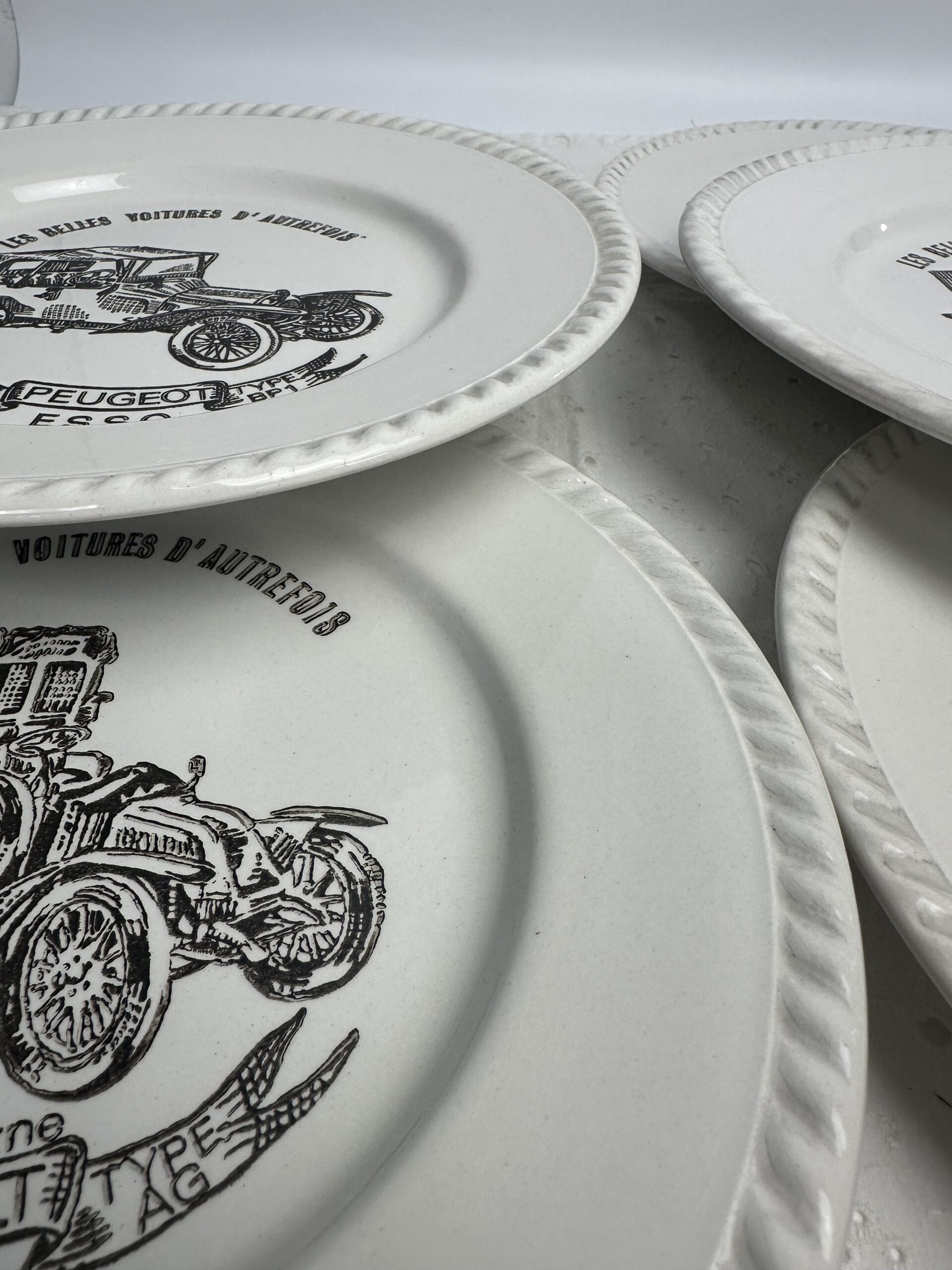 6 assiettes Les belles voitures d'autrefois Renault Esso – Image 12