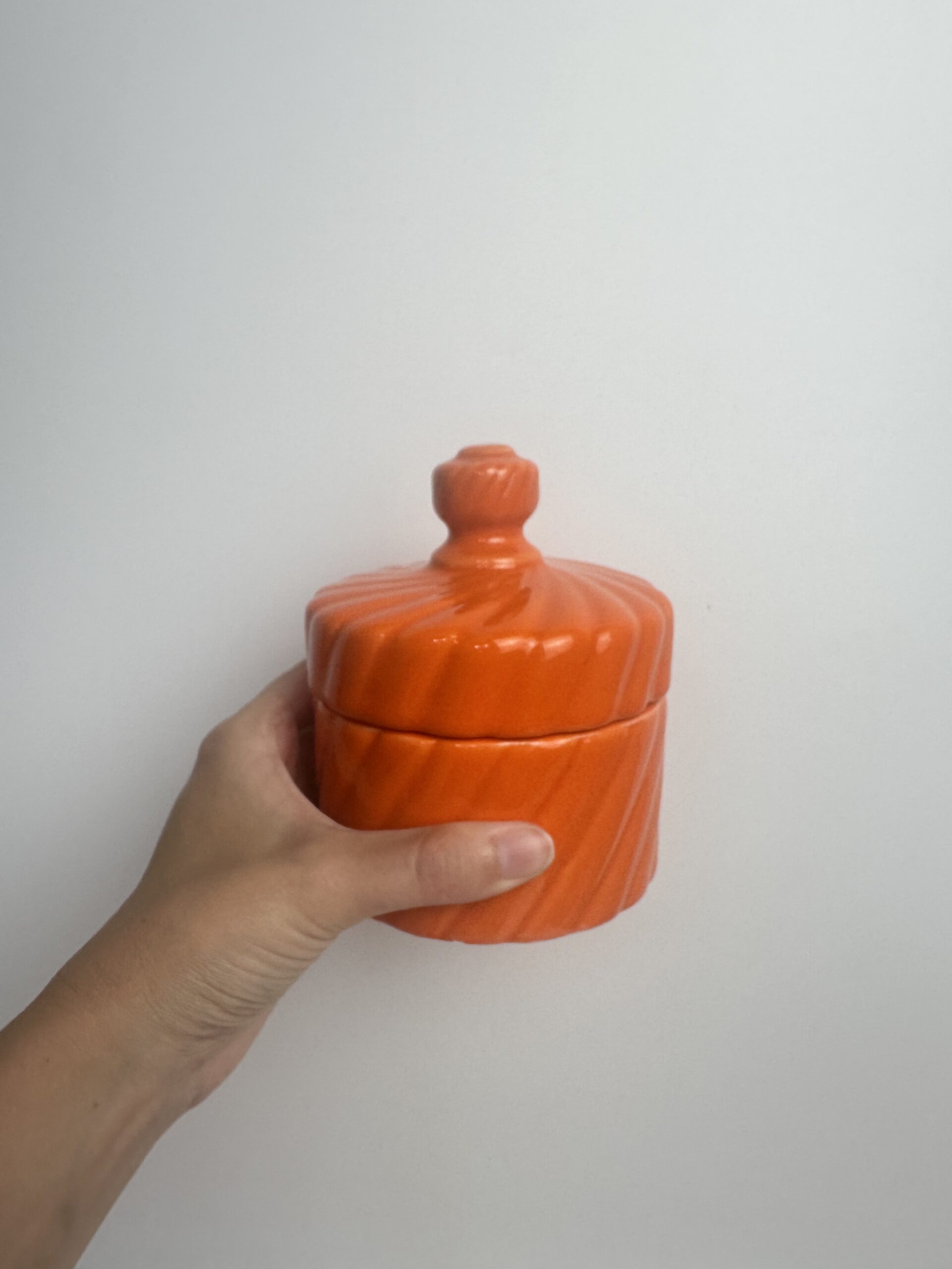 Ensemble orange salle de bain vintage en céramique années 70 – Image 5