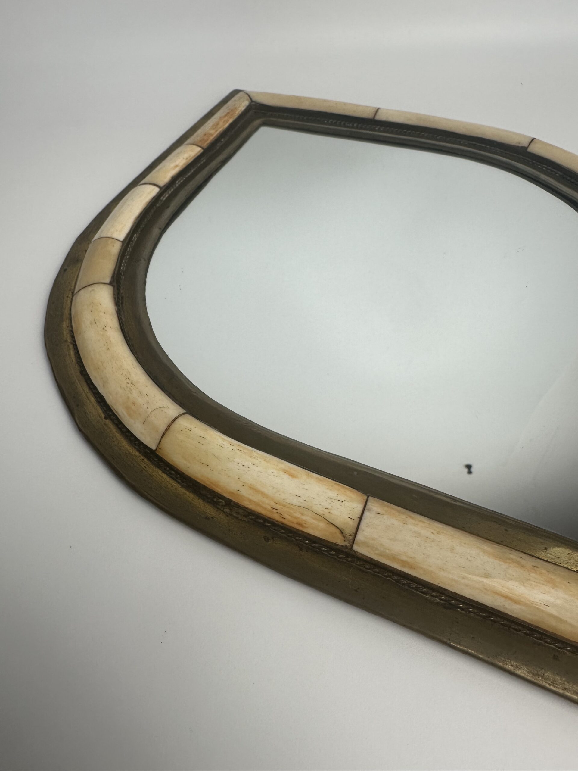 Ancien miroir en laiton style oriental – Image 3