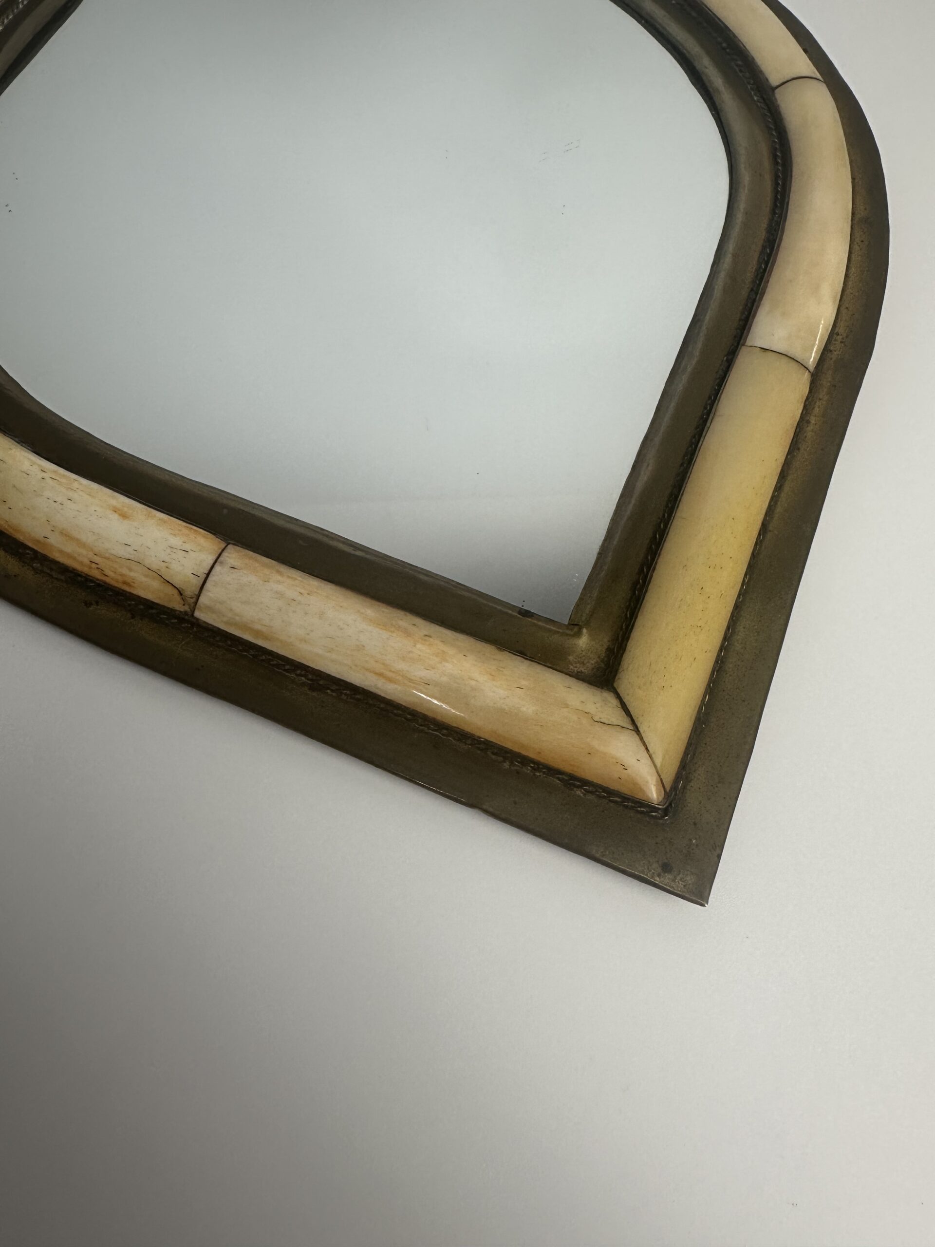 Ancien miroir en laiton style oriental – Image 5
