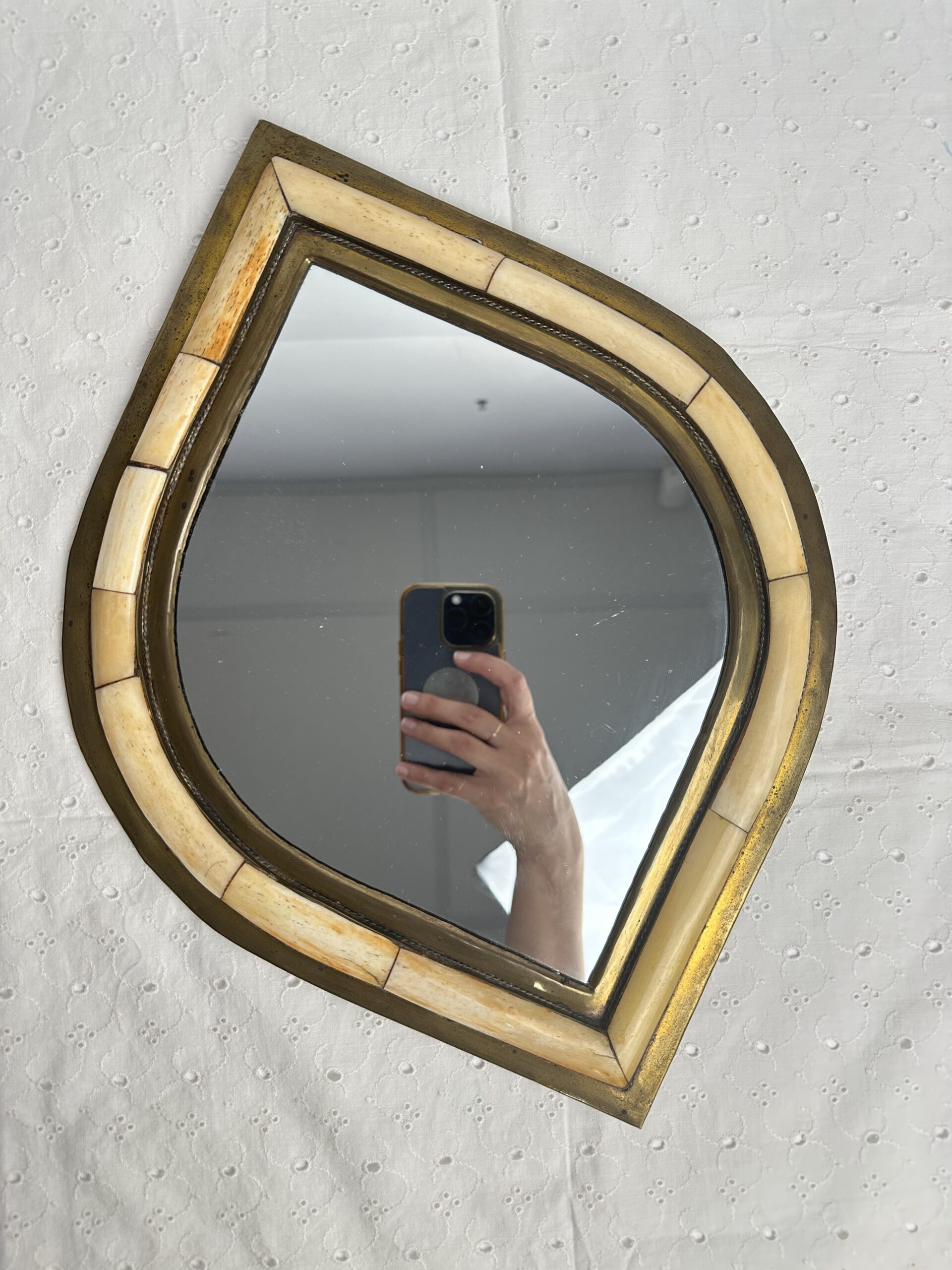 Ancien miroir en laiton style oriental