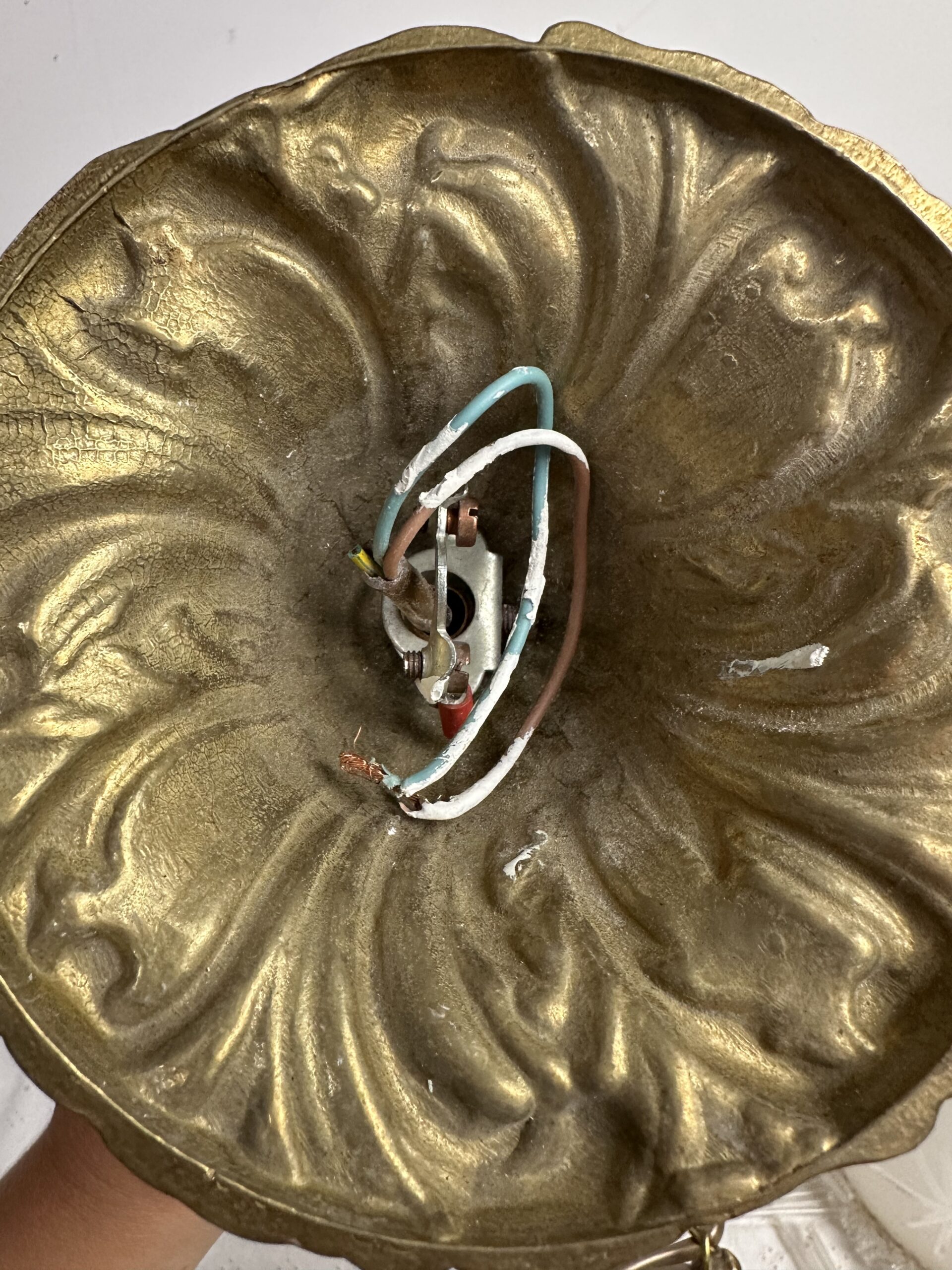 Lustre 3 angelots laiton et verre dépoli – Image 7
