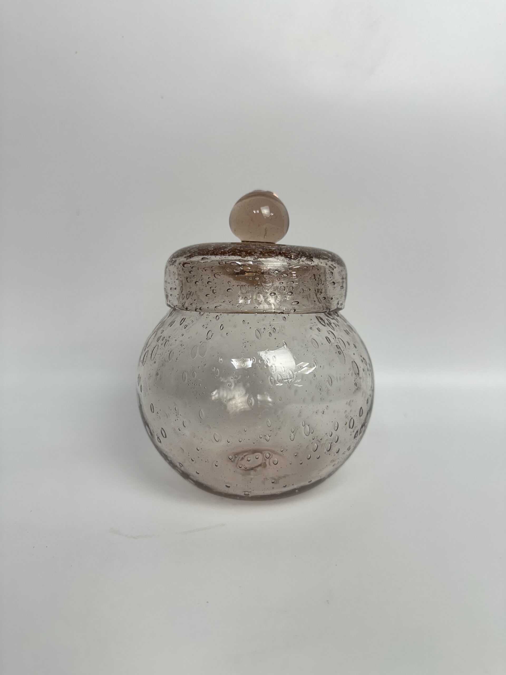 Bonbonnière ou pot en verre soufflé Biot – Image 2