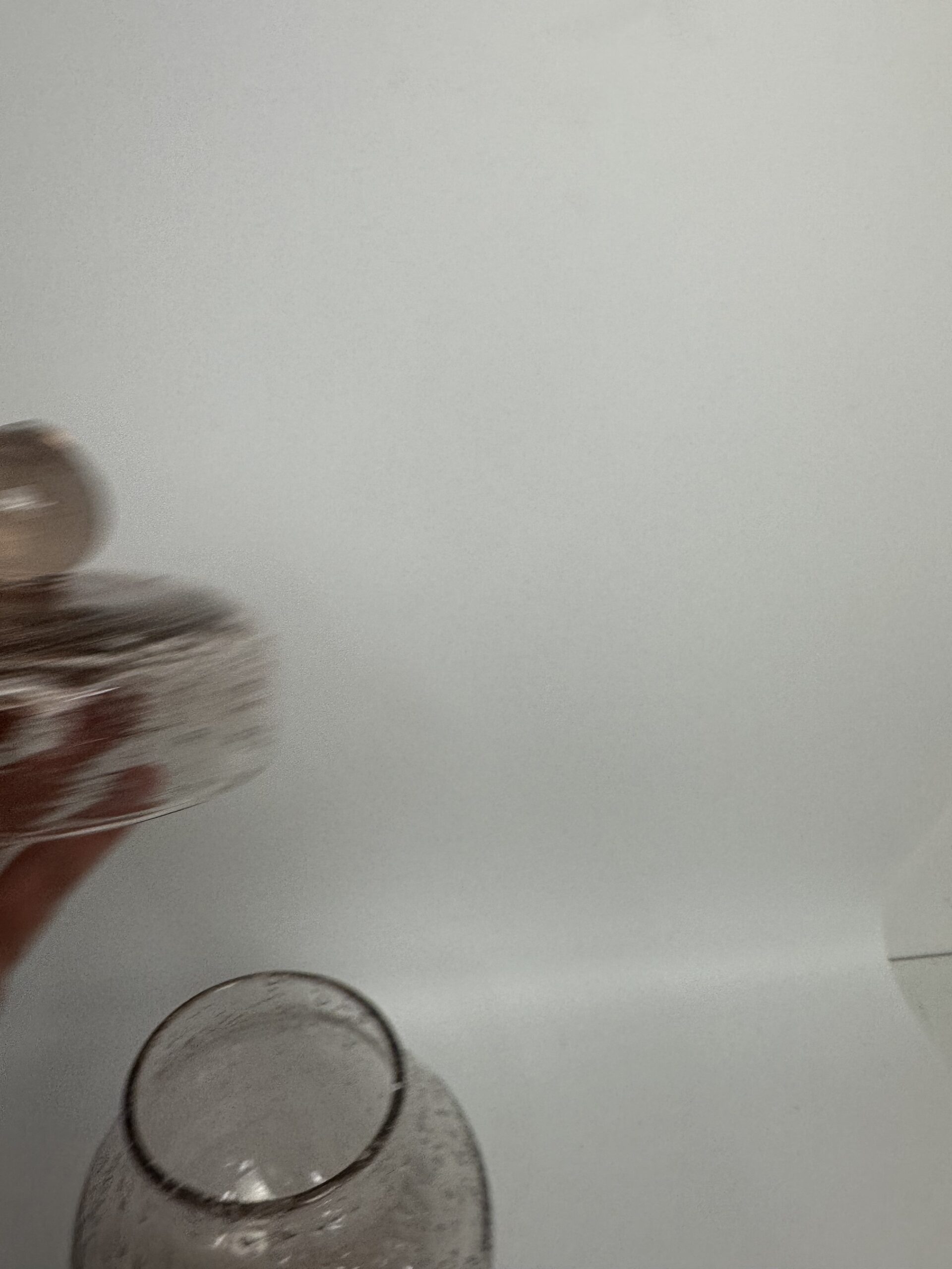 Bonbonnière ou pot en verre soufflé Biot – Image 4