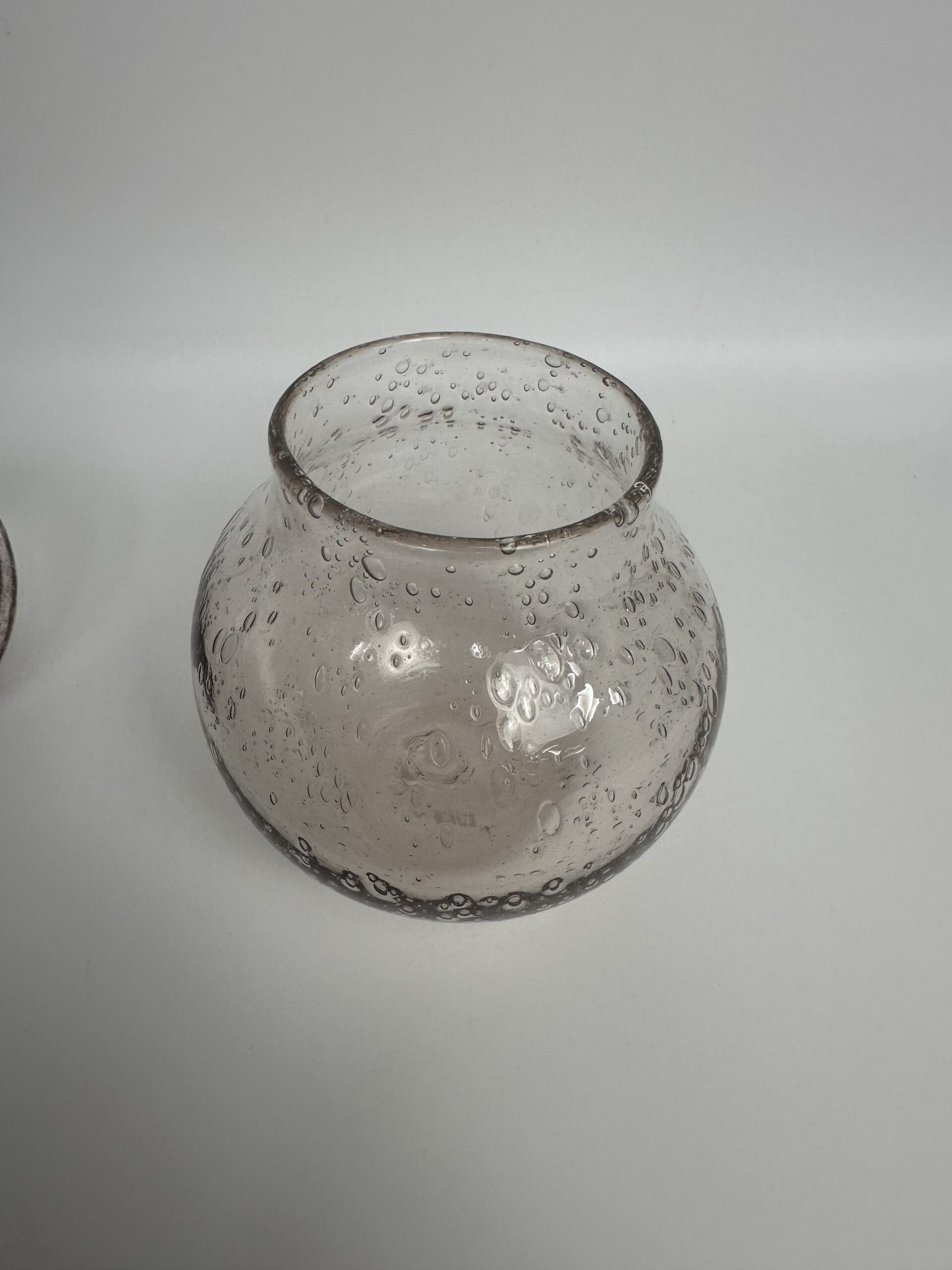 Bonbonnière ou pot en verre soufflé Biot – Image 5
