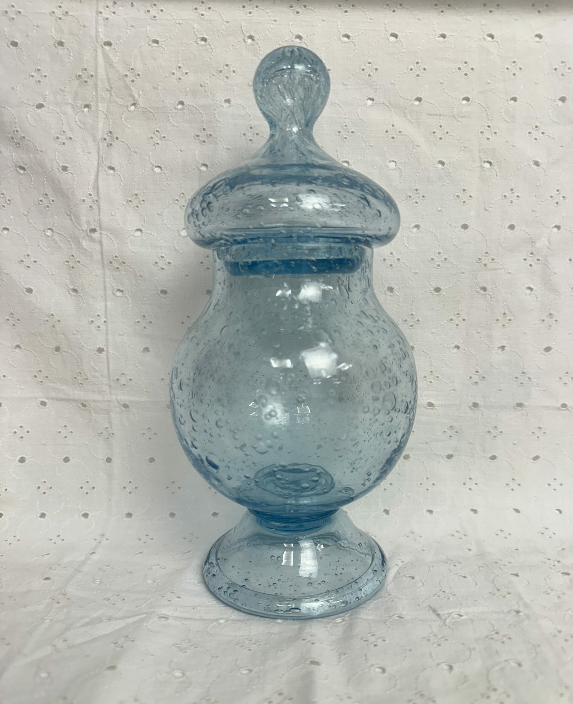 Bonbonnière bleue Biot en verre soufflé