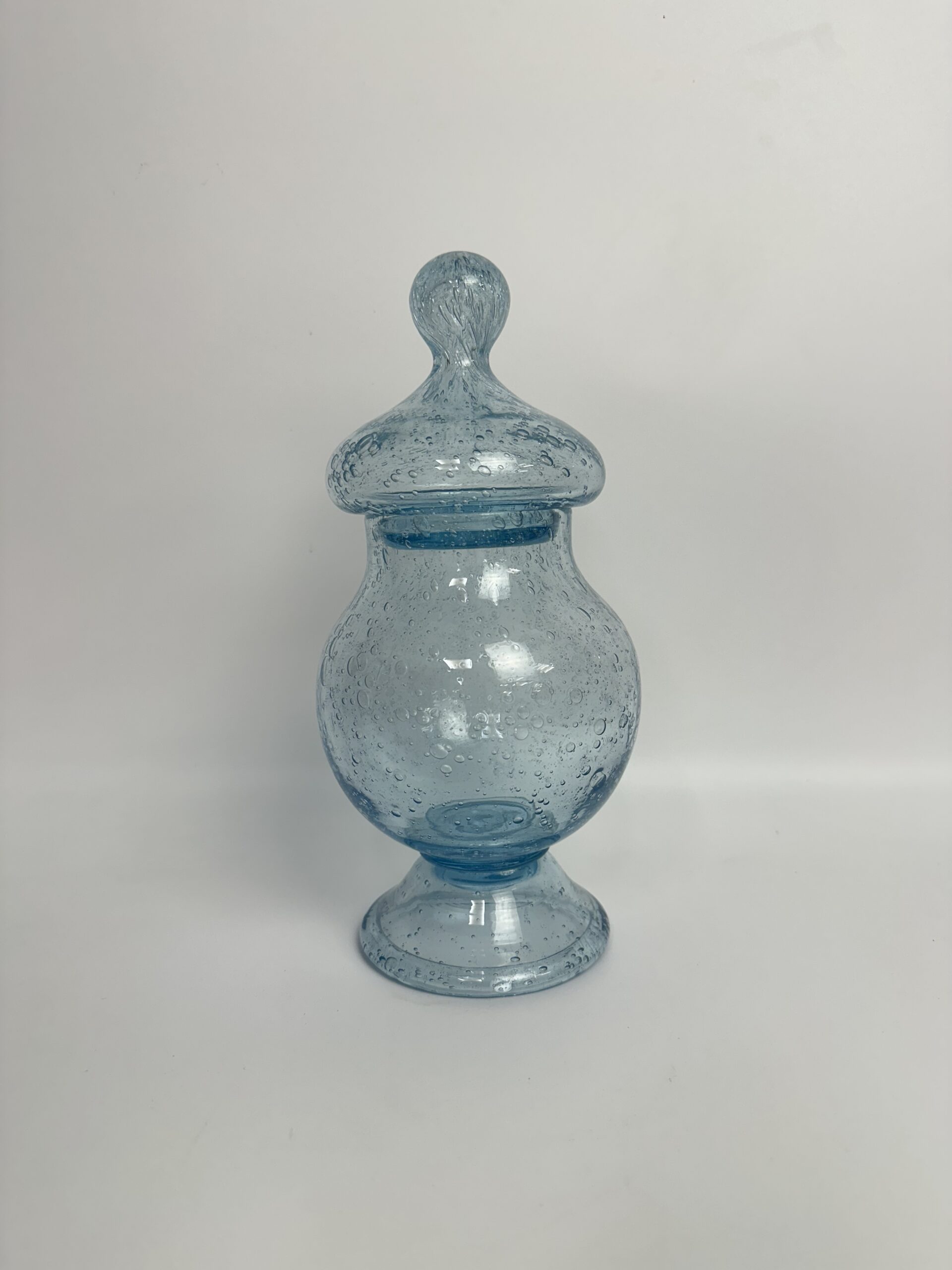 Bonbonnière bleue Biot en verre soufflé – Image 2