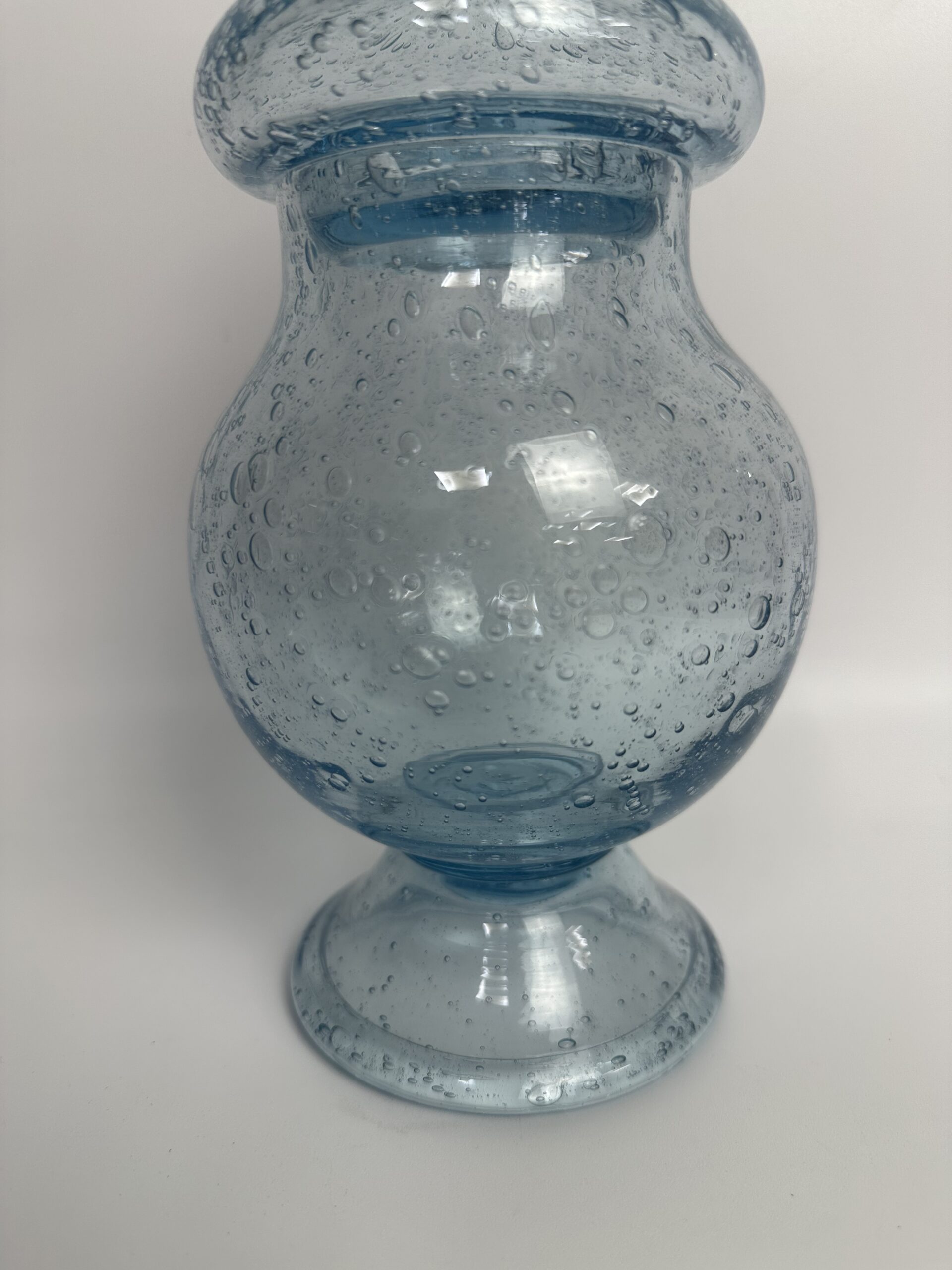 Bonbonnière bleue Biot en verre soufflé – Image 4