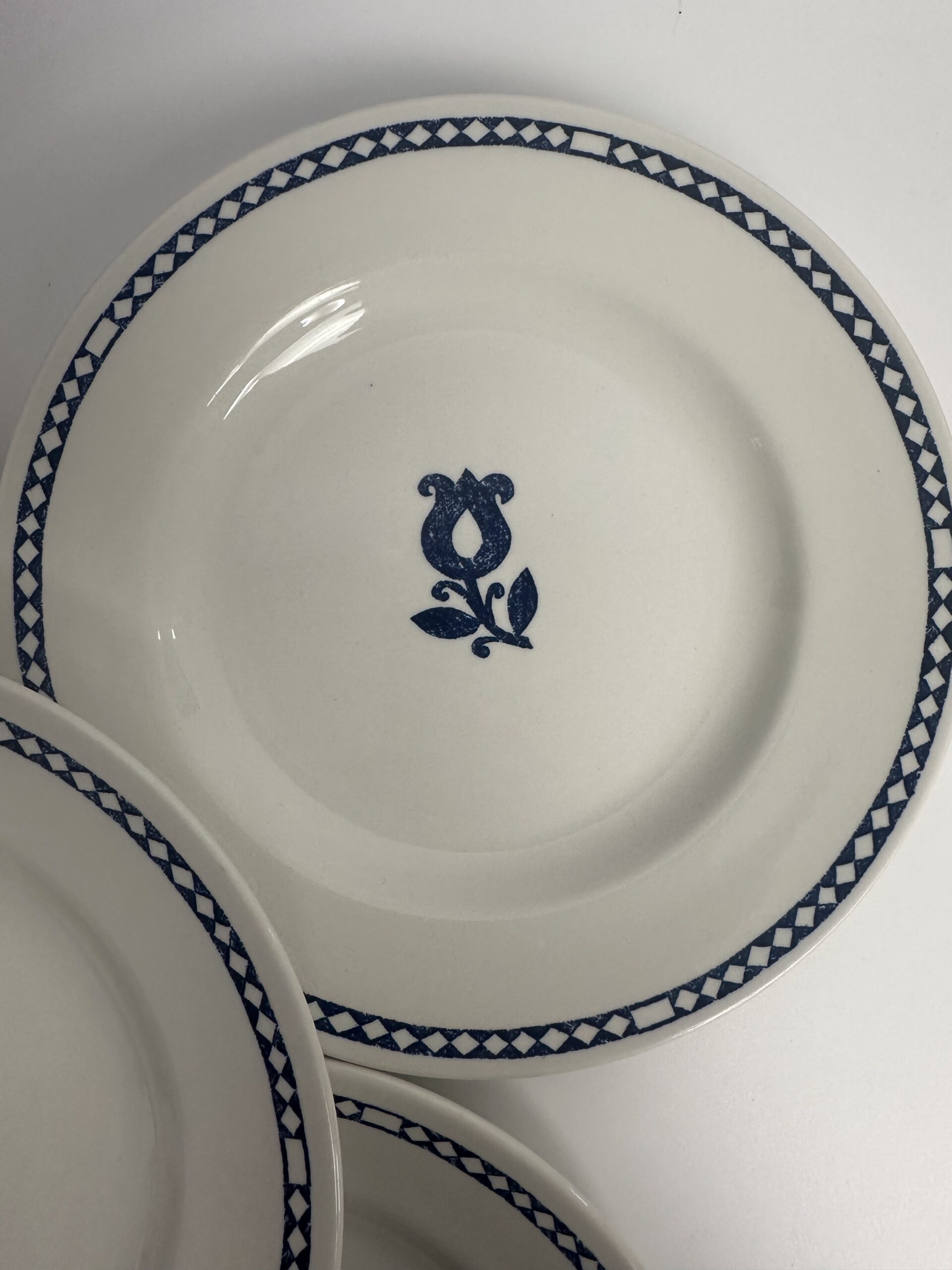 4 assiettes à dessert Churchill England – Image 7