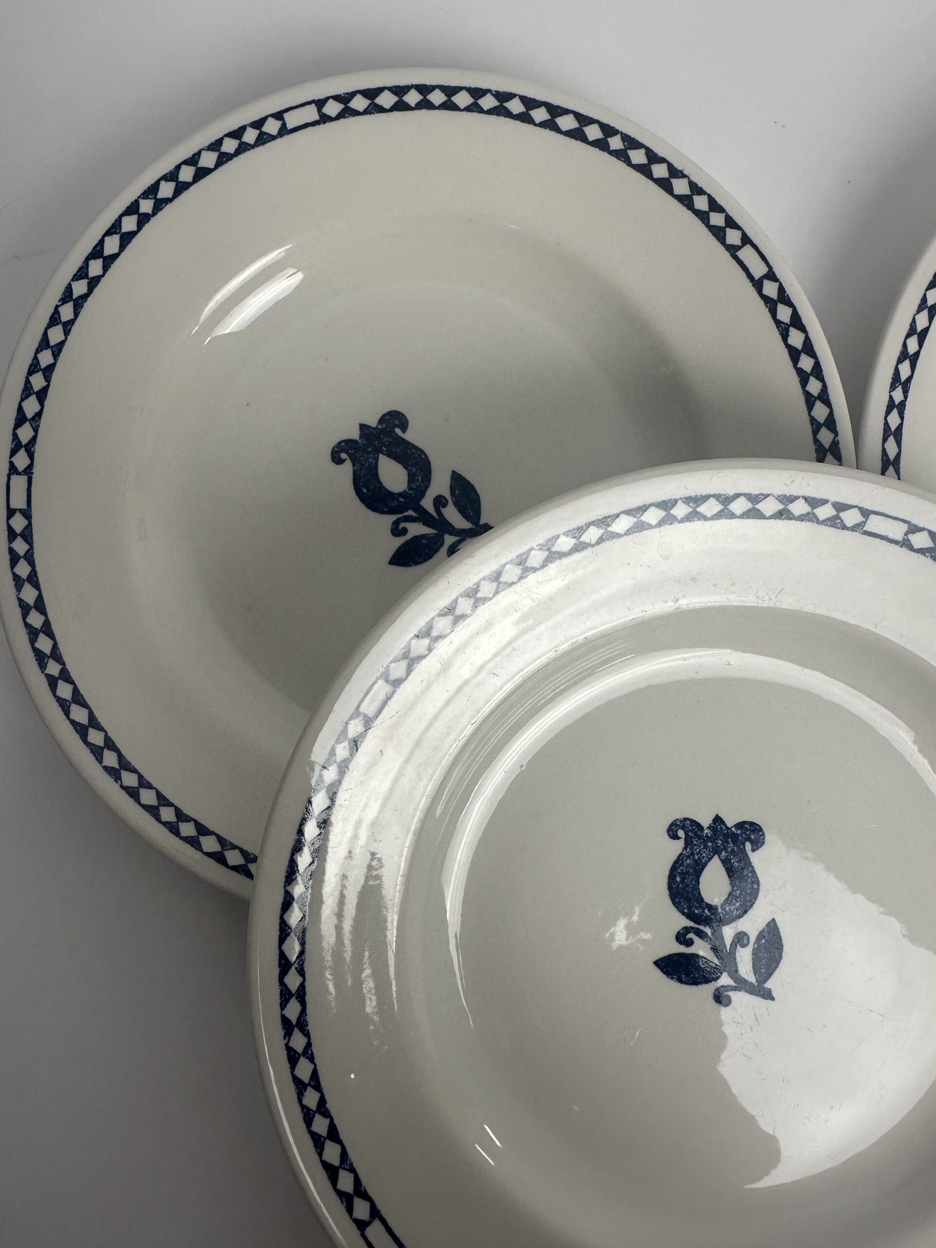 4 assiettes à dessert Churchill England – Image 9