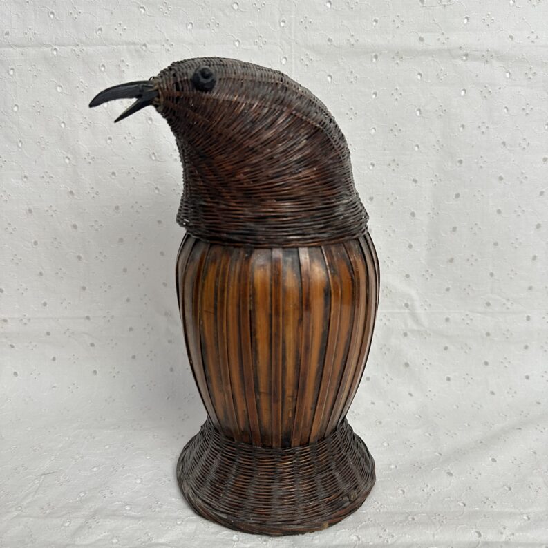 Ancien porte-bouteille vintage osier