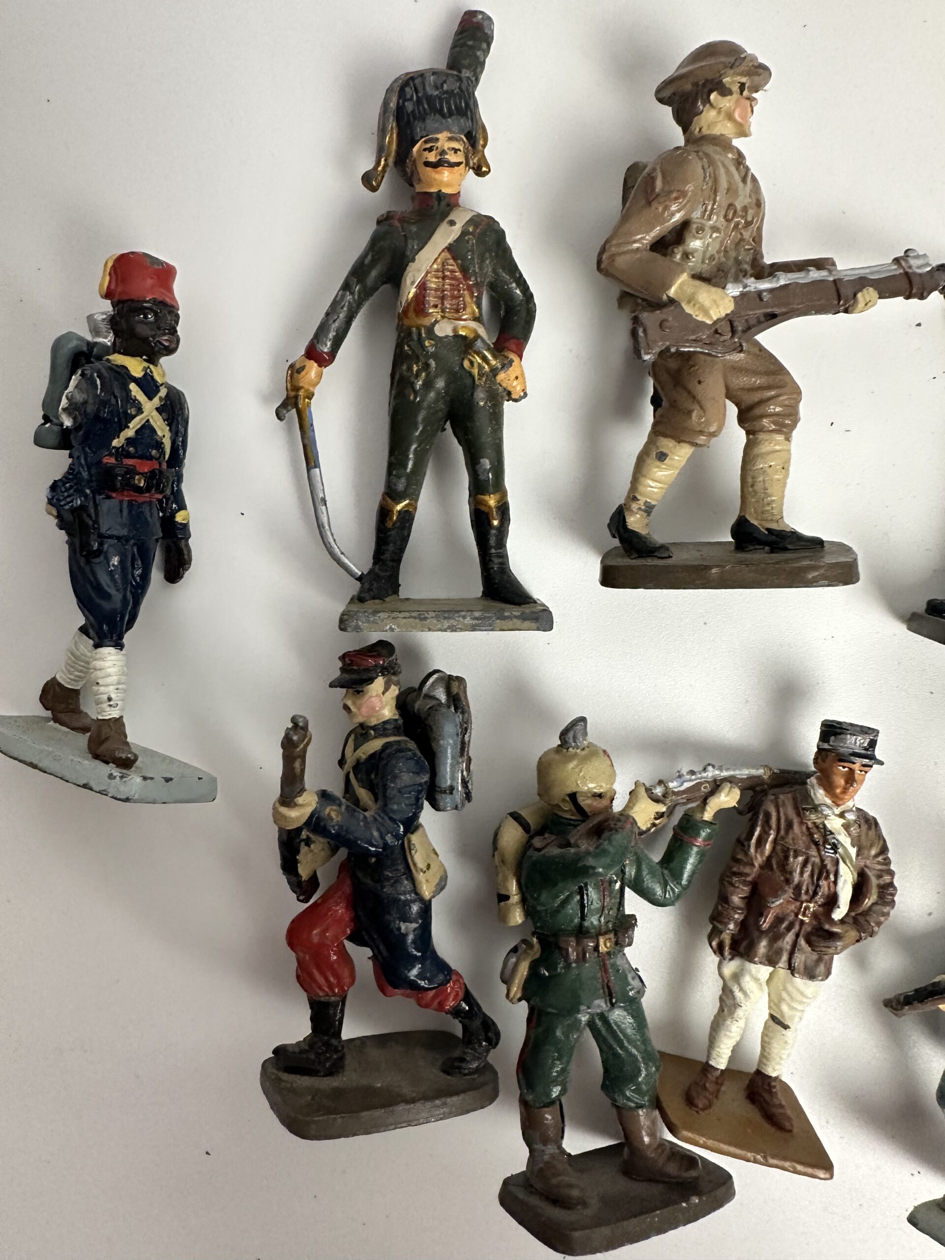 Lot de 14 figurines de soldats de collection – Image 8