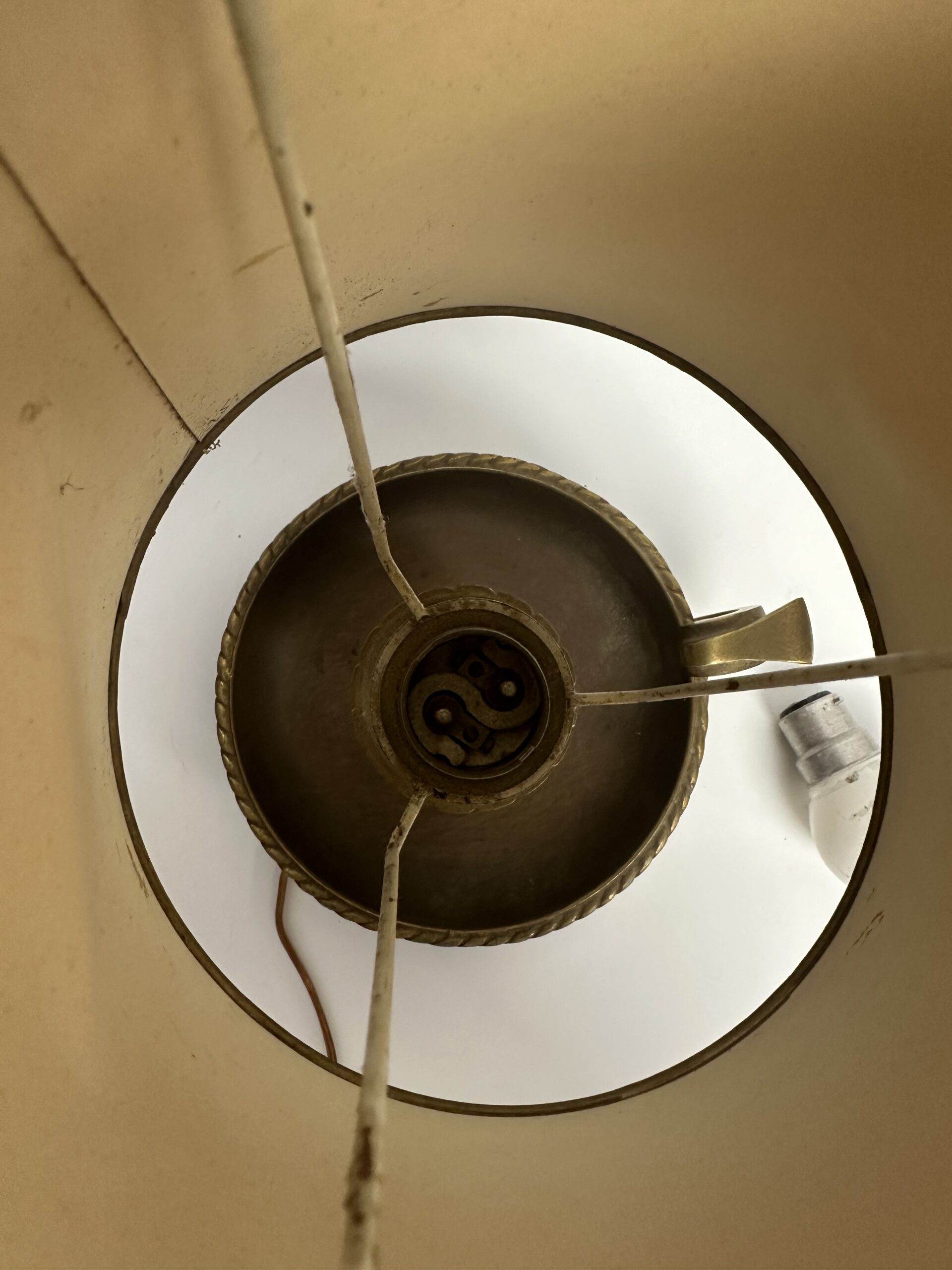 Petite lampe ancienne style rat de cave – Image 9