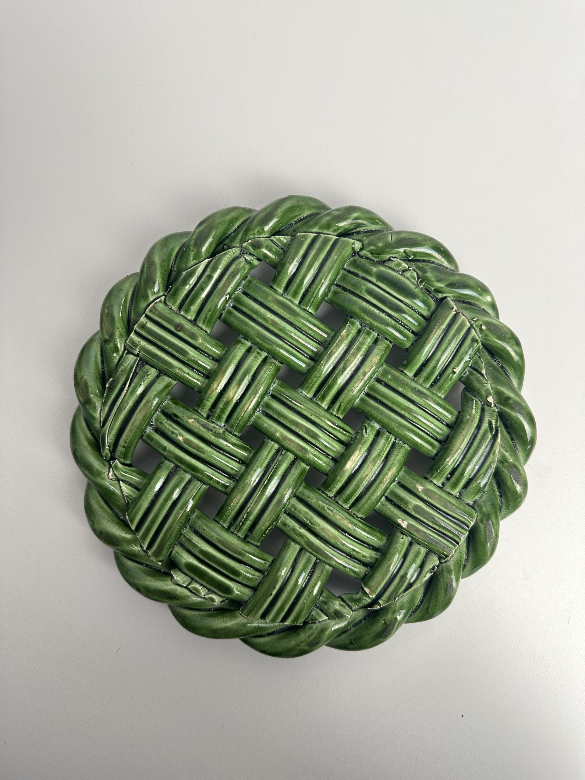Dessous de plat vintage en céramique vernissée verte – Image 2