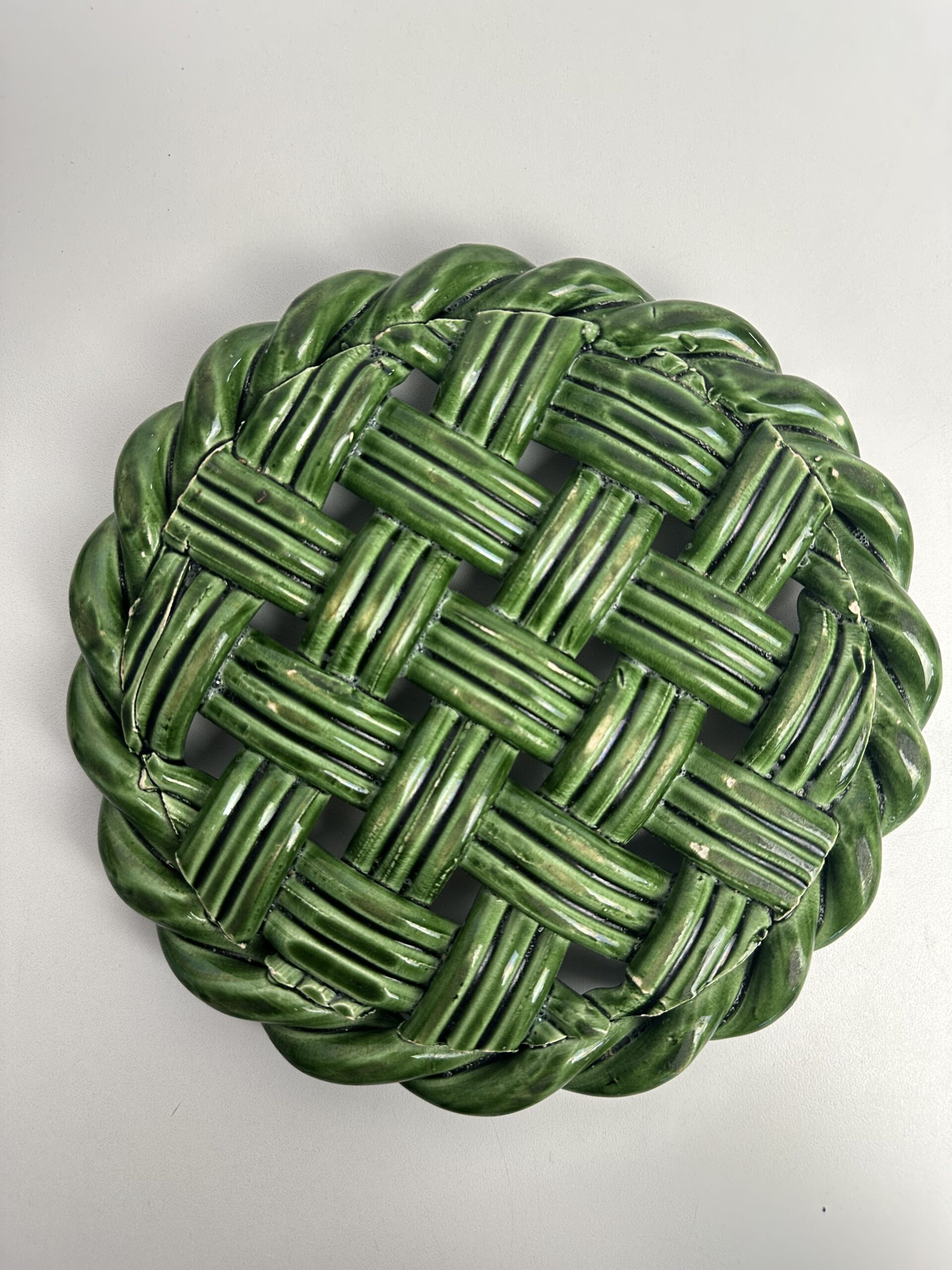 Dessous de plat vintage en céramique vernissée verte – Image 3