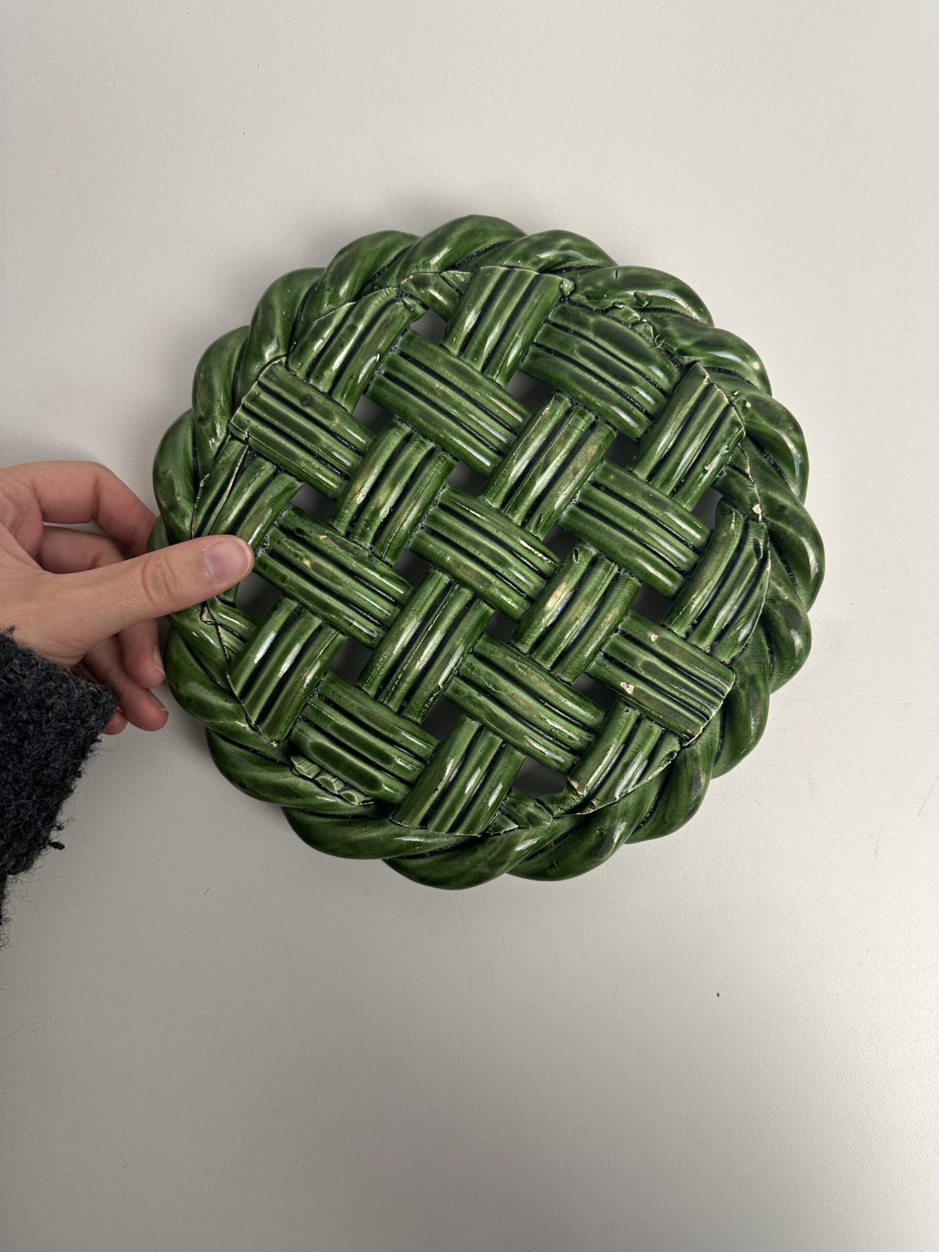 Dessous de plat vintage en céramique vernissée verte – Image 7