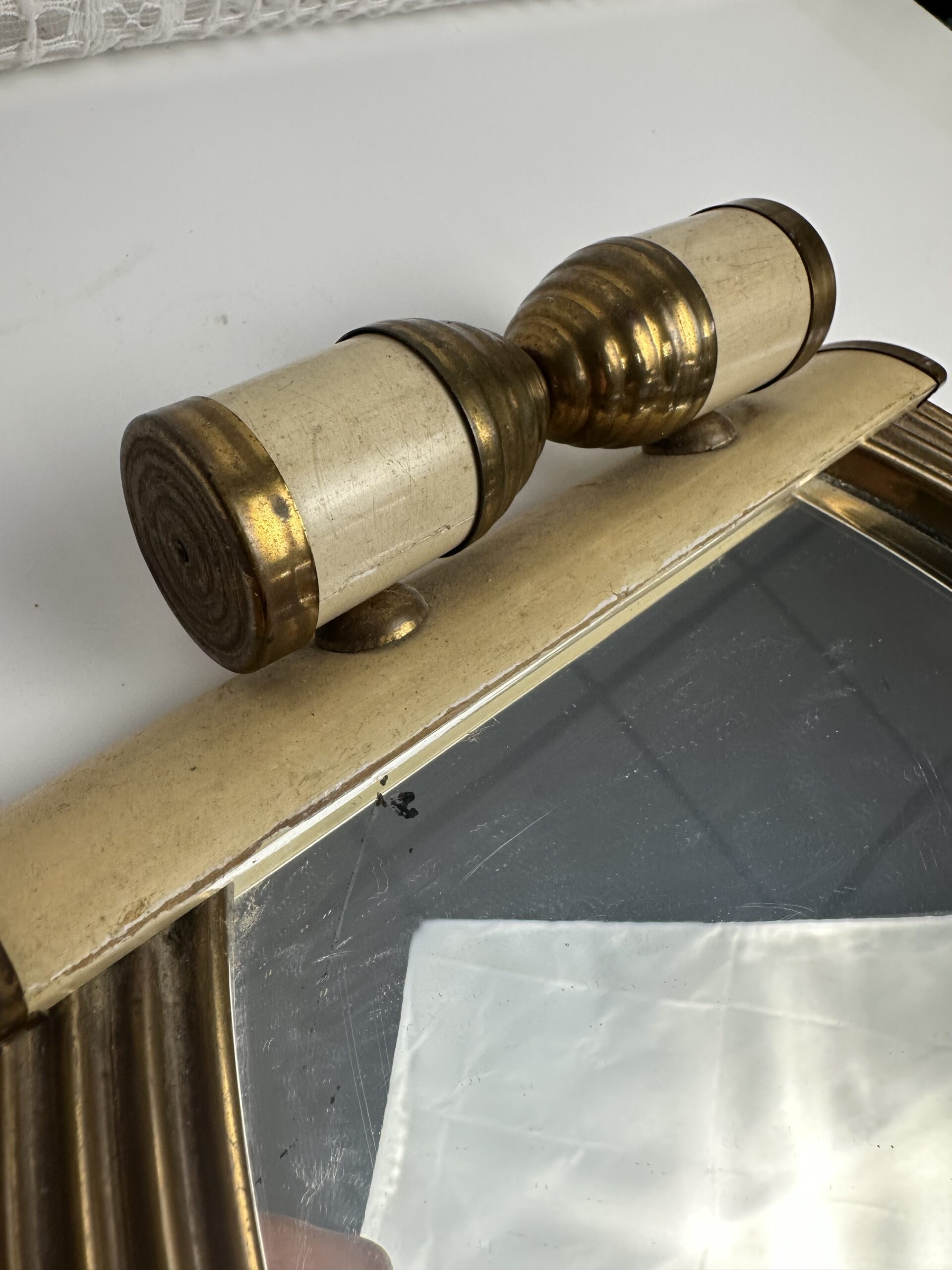 Plateau miroir Art Déco en bois et laiton – Image 4