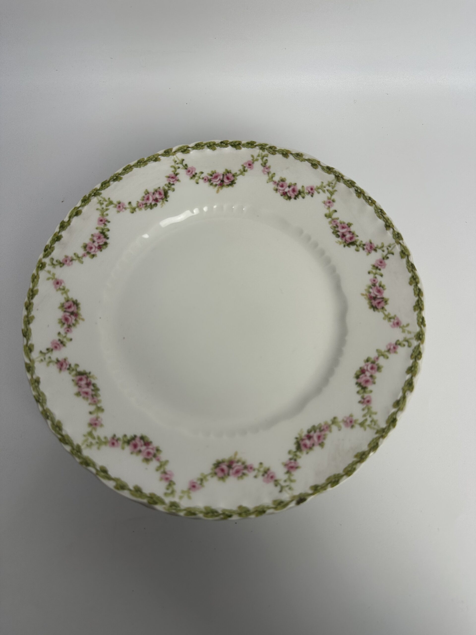 Service 18 assiettes Théodore Haviland Limoges – Image 13