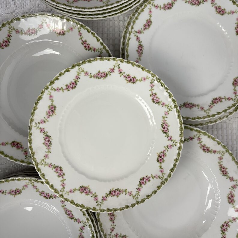 Service 18 assiettes Théodore Haviland Limoges