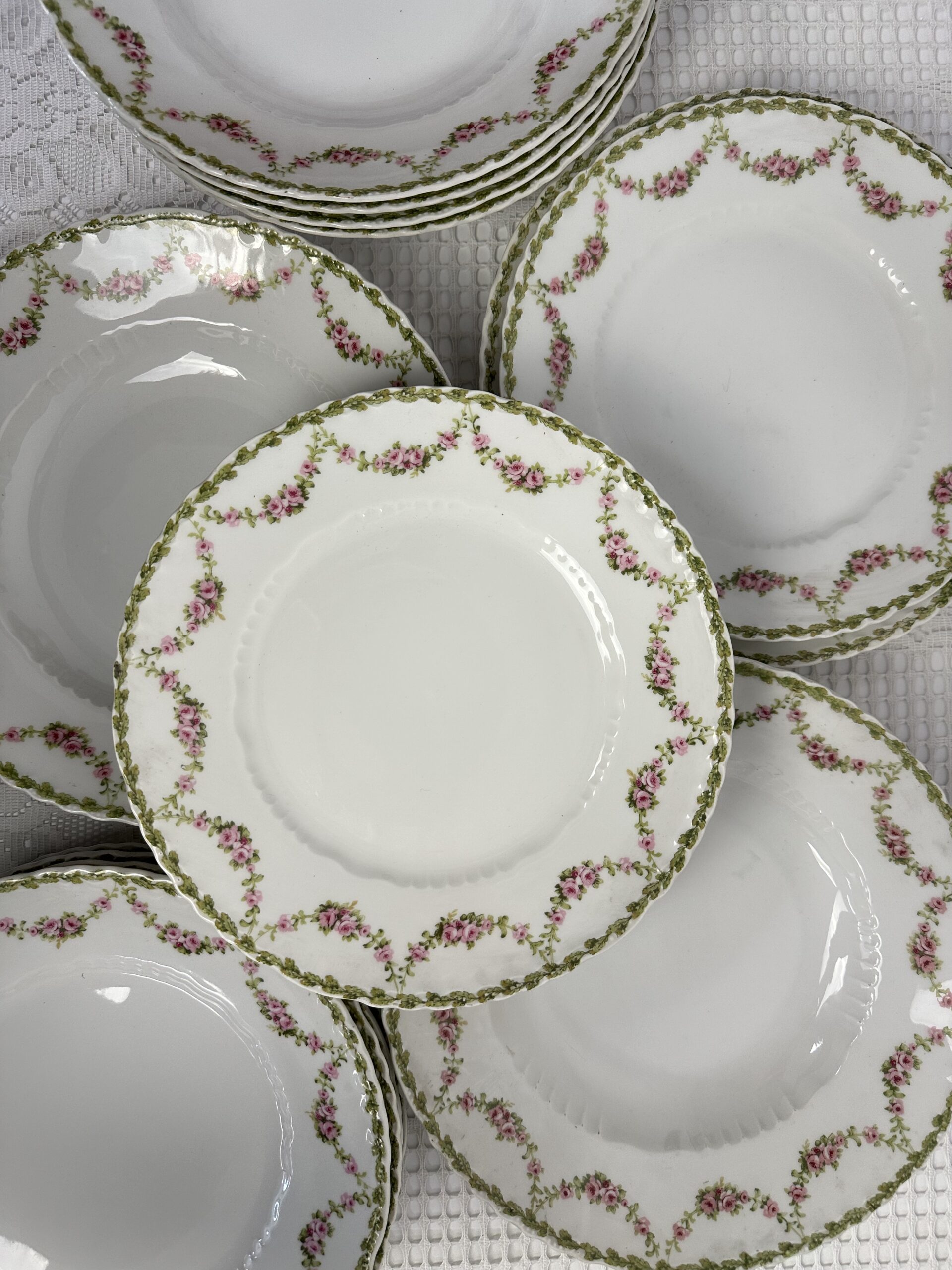 Service 18 assiettes Théodore Haviland Limoges
