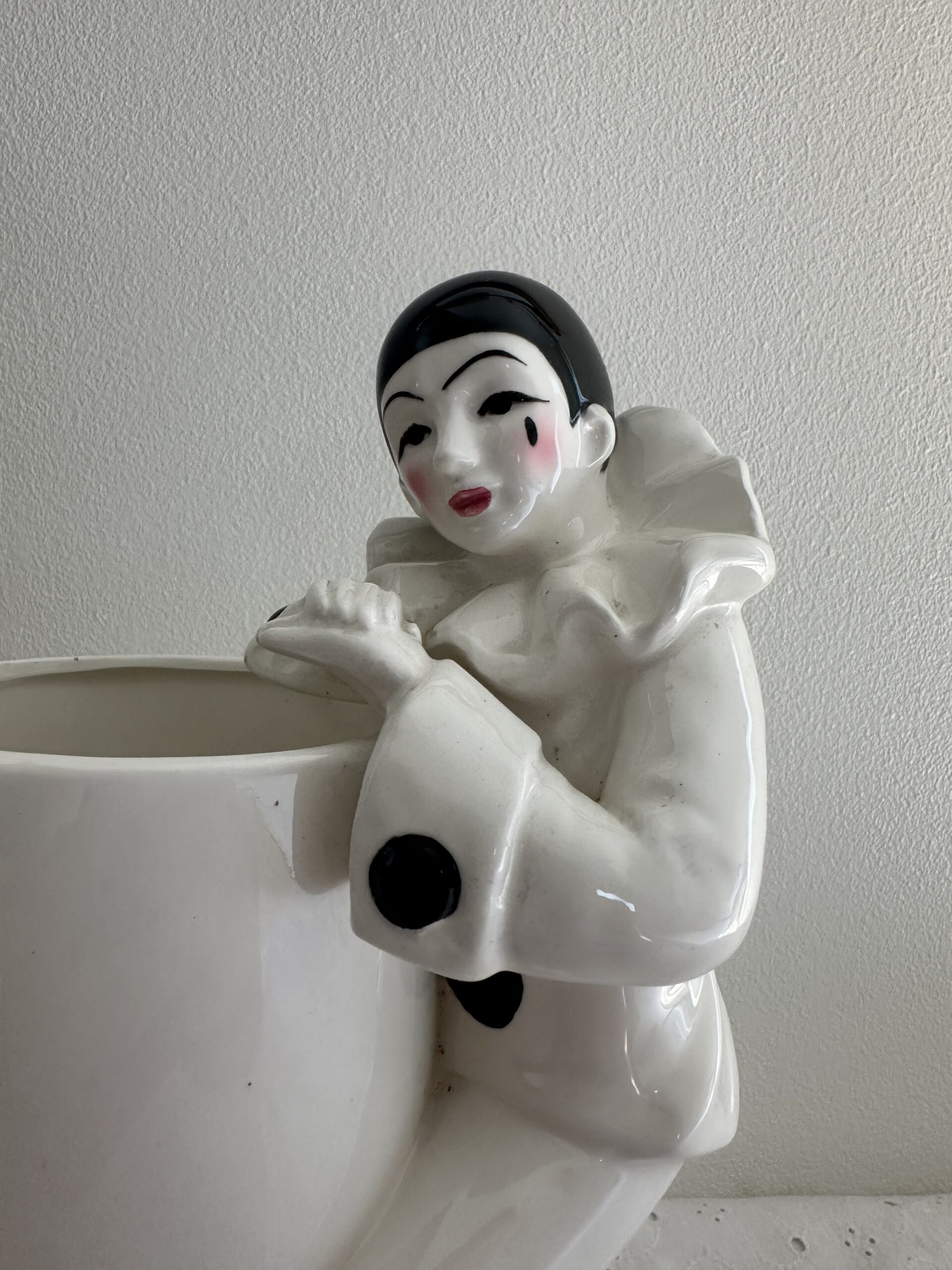 Vase ou pot à crayons Pierrot vintage – Image 2