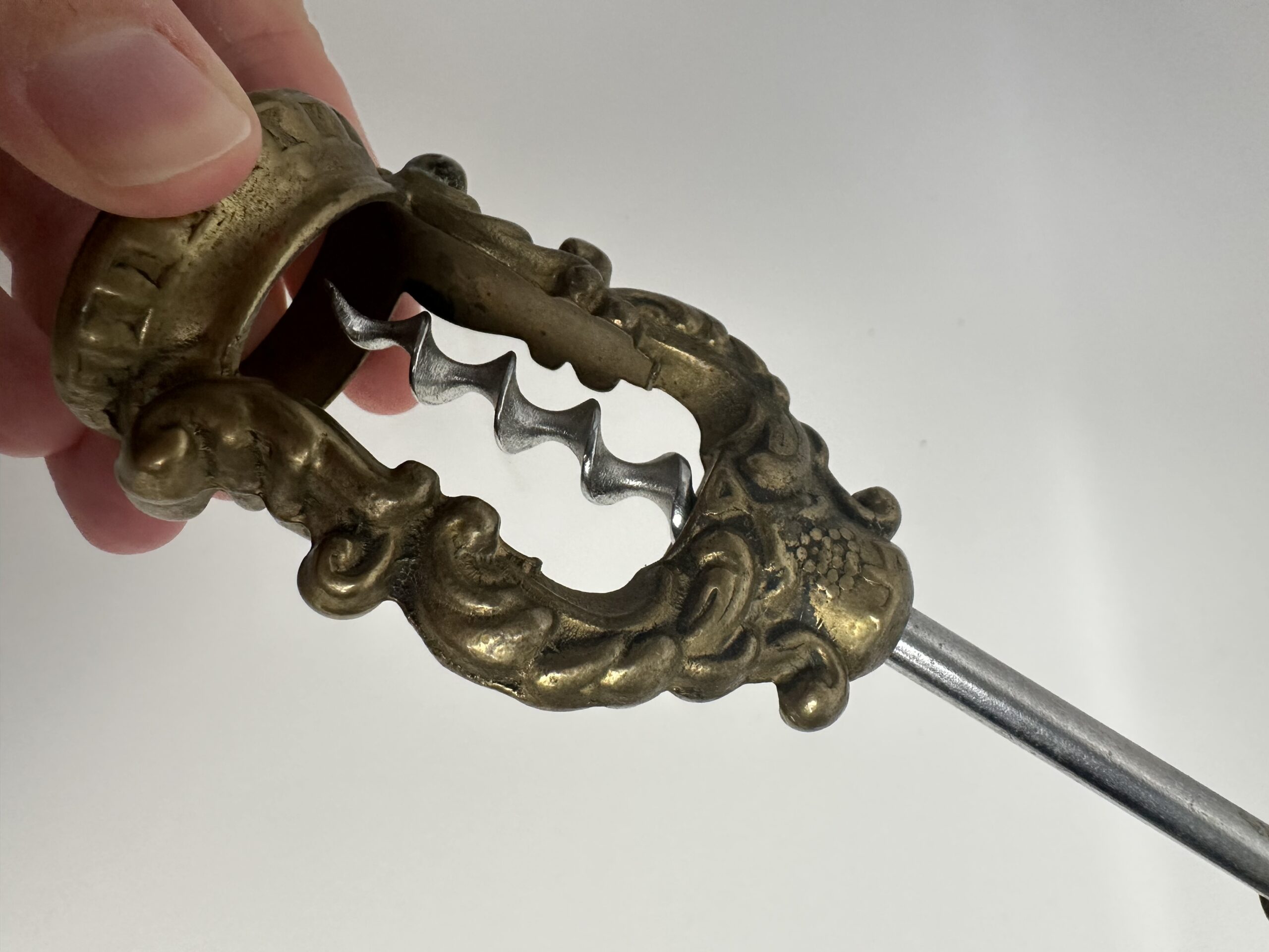 Tire-bouchon vintage en laiton années 60 – Image 9
