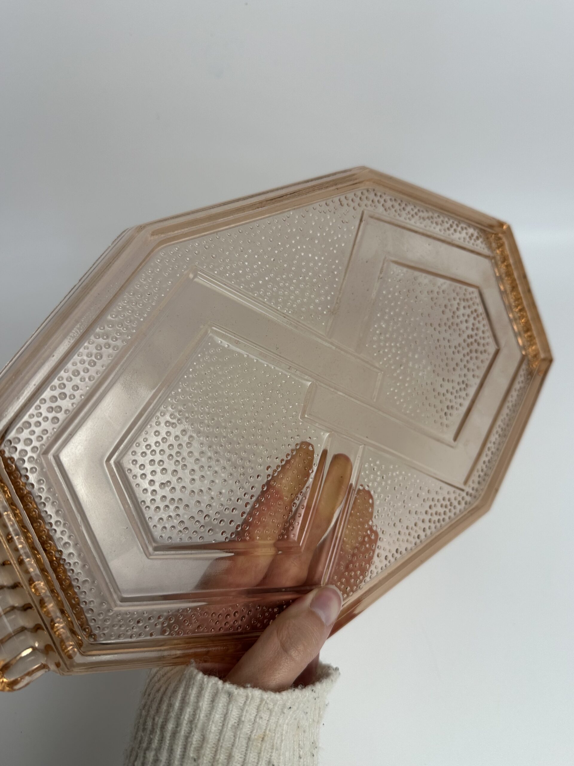 Ancien plateau en verre rosaline – Image 10