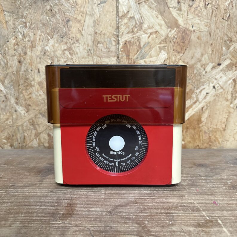 Ancienne balance de cuisine Testut